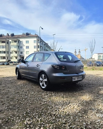 Mazda 3 cena 16000 przebieg: 244000, rok produkcji 2006 z Ząbki małe 121